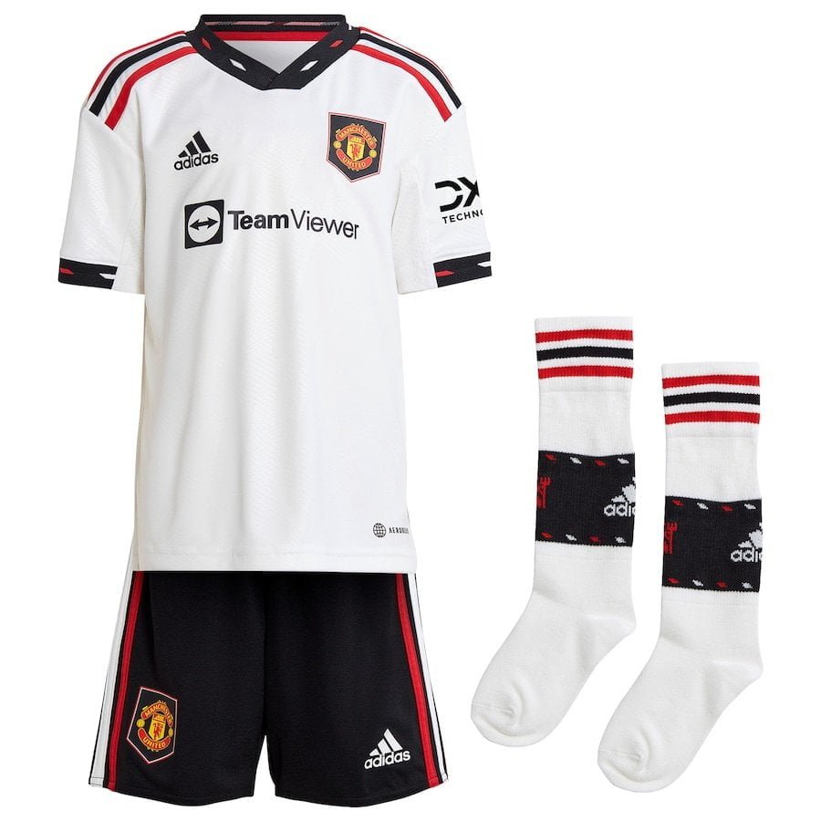 manchester-united-away-minikit-2022-23_ss4_p-13307712pv-1u-10c2mplrxufd9nfoe5tlv-fc7dd6639d154c54ae2cffa3254eb8fe.jpg 22/23 Kids Man U Away Kit - Image 1