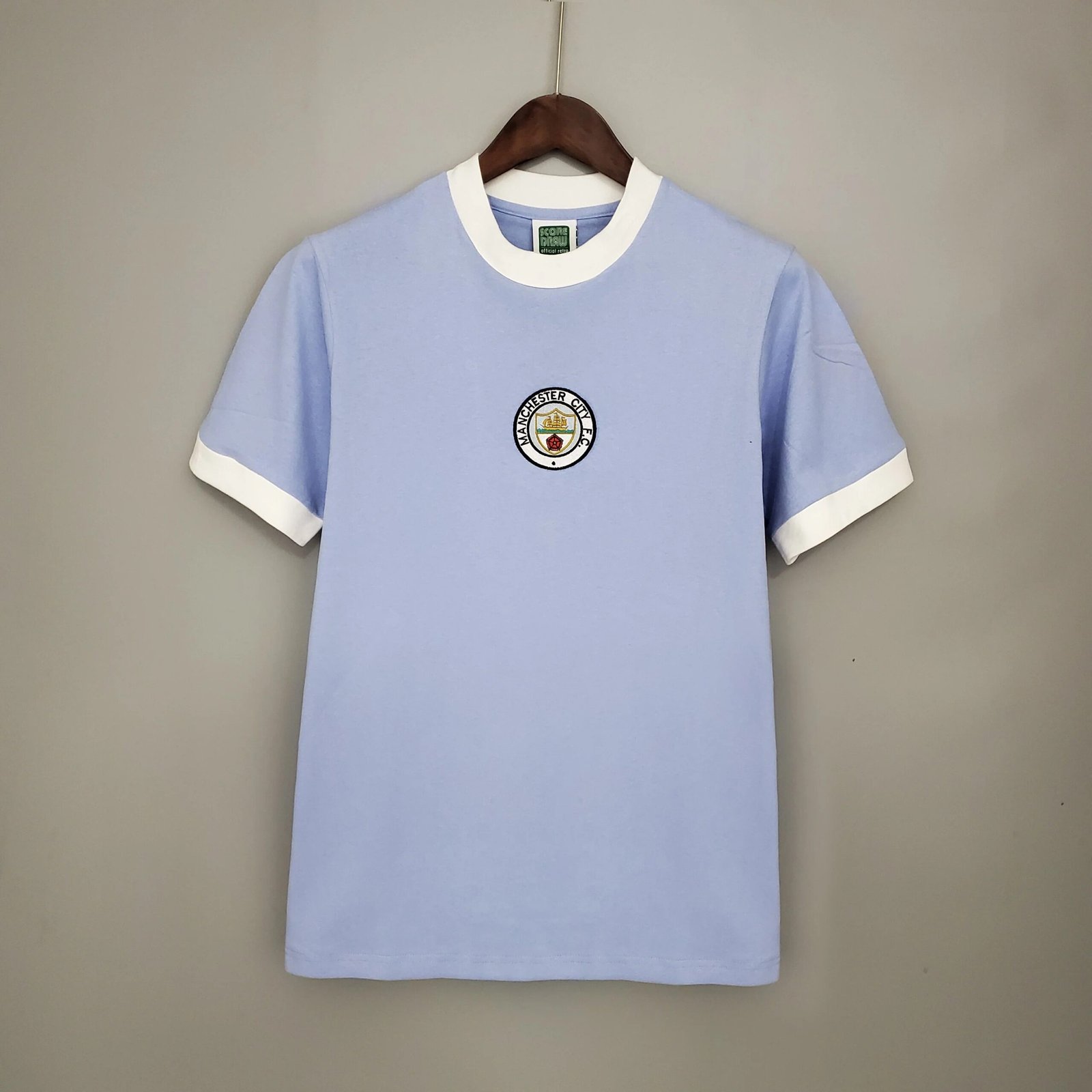 曼城-1972-1973-赛季主场球衣-scaled-1.jpg Manchester City's home shirt for the 1972-1973 season - Image 1
